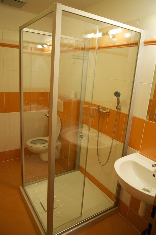 Penzion Pod Zamkem Zruc nad Sazavou Ngoại thất bức ảnh